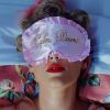 Taylor Swift não está nem aí para os haters em "You Need To Calm Down"