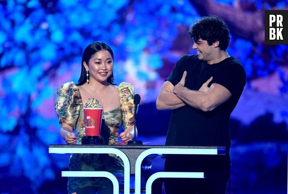 "Para Todos os Garotos que Já Amei": Noah Centineo e Lana Condor ganham prêmio de Melhor Beijo no MTV Movie & TV Awards 2019
