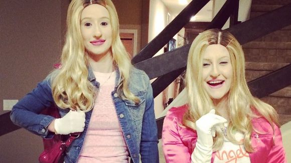 Iggy Azalea, Katy Perry e famosos que arrasaram na fantasia neste Halloween!