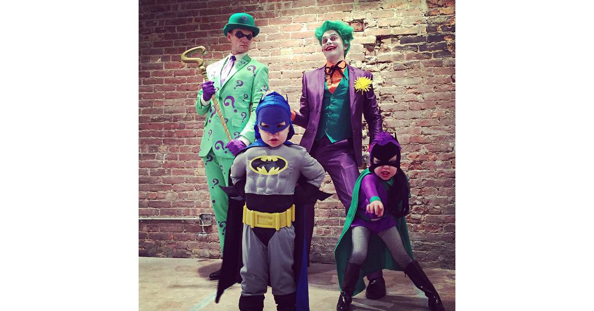 Neil Patrick Harris vestiu toda sua família em fantasias dos vilões do  Batman - Purebreak