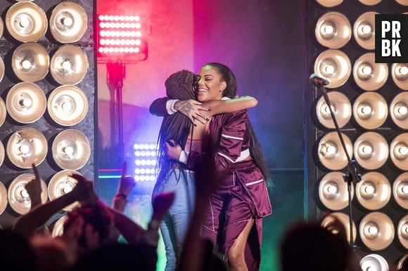 "Malhação": Jaqueline (Gabz) convida Ludmilla para o 1º Festival de Bandas de Colégios de Caxias