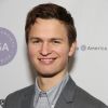Ansel Elgort, de "A Culpa é das Estrelas", pode interpretar Elvis no cinema