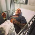 Henrique Fogaça sofre acidente de moto e posta tudo em seu Instagram