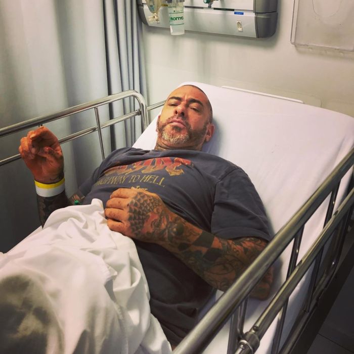 Henrique Fogaça sofre acidente de moto e posta tudo em seu Instagram
