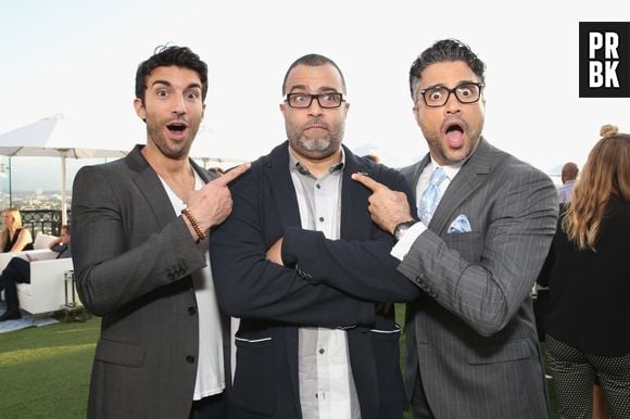 Já sabemos que quem interpreta o narrador da série "Jane the Virgin" é o ator Anthony Mendez (ao centro)