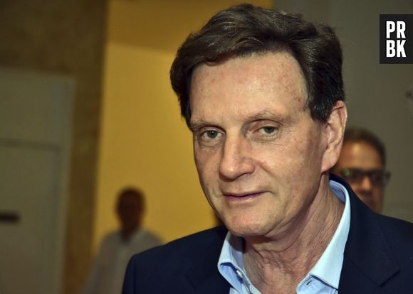 Marcelo Crivella mandou retirar alguns livros com temática LGBTQI+ de circulação