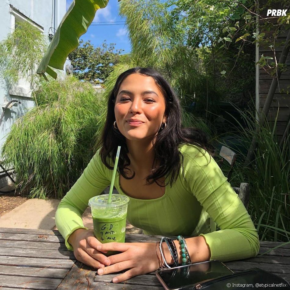 Fivel Stewart, a Izzie de Atypical, é irmã de Booboo Stewart, o Jay de ...