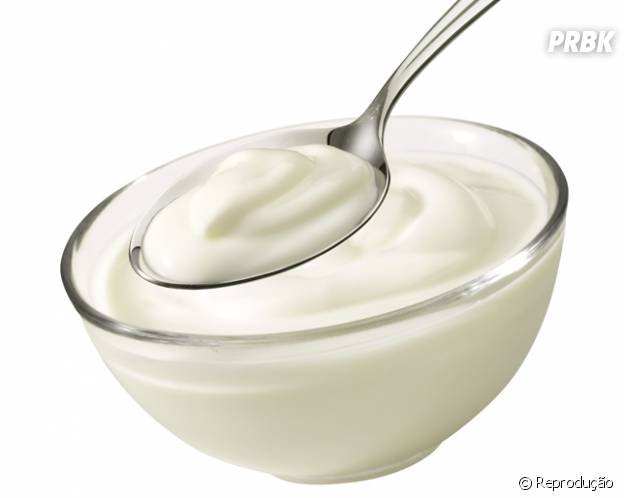 Comer iogurte faz bem pra saúde e pro intestino
