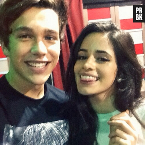 Em entrevista, Camila Cabello diz que chegou ao fim seu namoro com Austin Mahone e consola fãs do casal: "Mas hey, essas coisas acontecem"