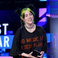 A Billie Eilish deu 5 dicas para quem está gostando de ficar em casa na quarentena