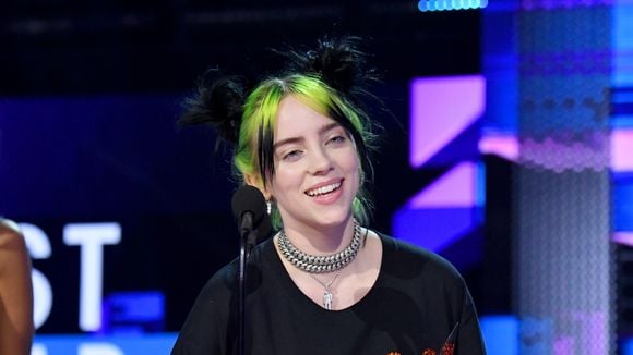 A Billie Eilish deu 5 dicas para quem está gostando de ficar em casa na quarentena