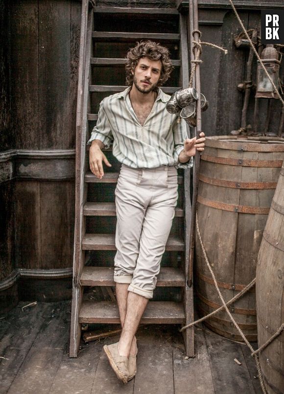 O quanto você sabe sobre a carreira do Chay Suede? Este teste de "Verdadeiro ou Falso" vai testar os seus conhecimentos