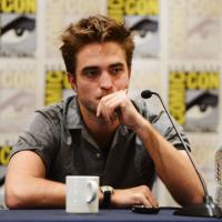 Robert Pattinson vai ficar perdido na selva amazônica no filme "The Lost City of Z"!