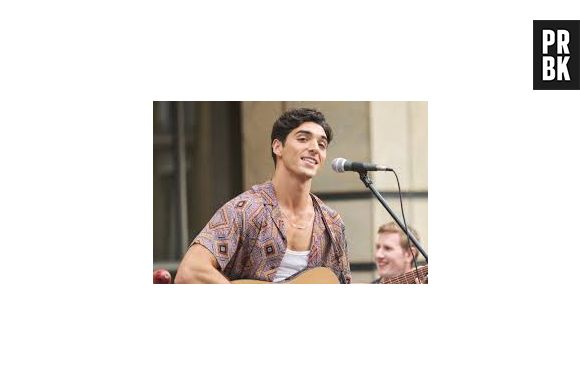 "A Barraca do Beijo 2": o Marco (Taylor Perez) seria um melhor namorado para Elle (Joey King)