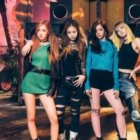 Faça o quiz e descubra qual look do BLACKPINK no MV de "Boombayah" mais te representa