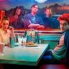 Apesar de não estarem mais namorando, Cole Sprouse e Lili Reinhart se preparam para gravar 5ª temporada de "Riverdale"