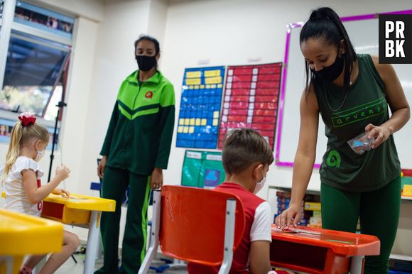 Algumas instituições de ensino do Brasil já voltaram a ter aulas presenciais