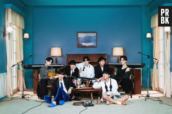 TXT lança primeiro mini-álbum da trilogia, intitulado "minisode1: Blue Hour"
