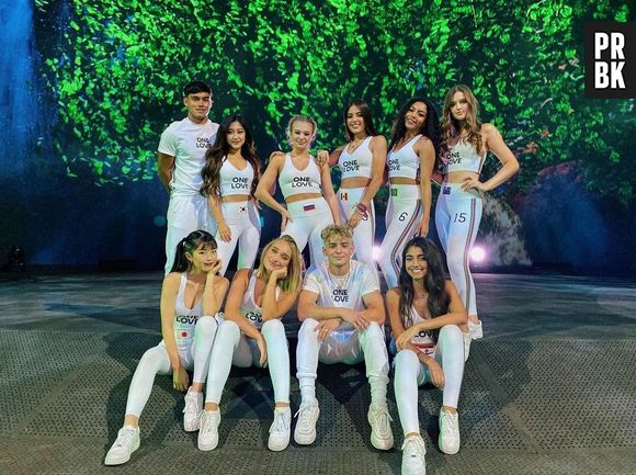 Now United: veja Sofya Plotnikova falando português