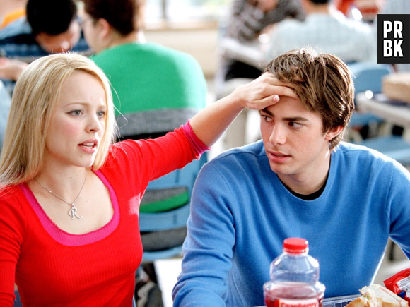 "Meninas Malvadas": Regina George (Rachel McAdams) é a vilã do filme