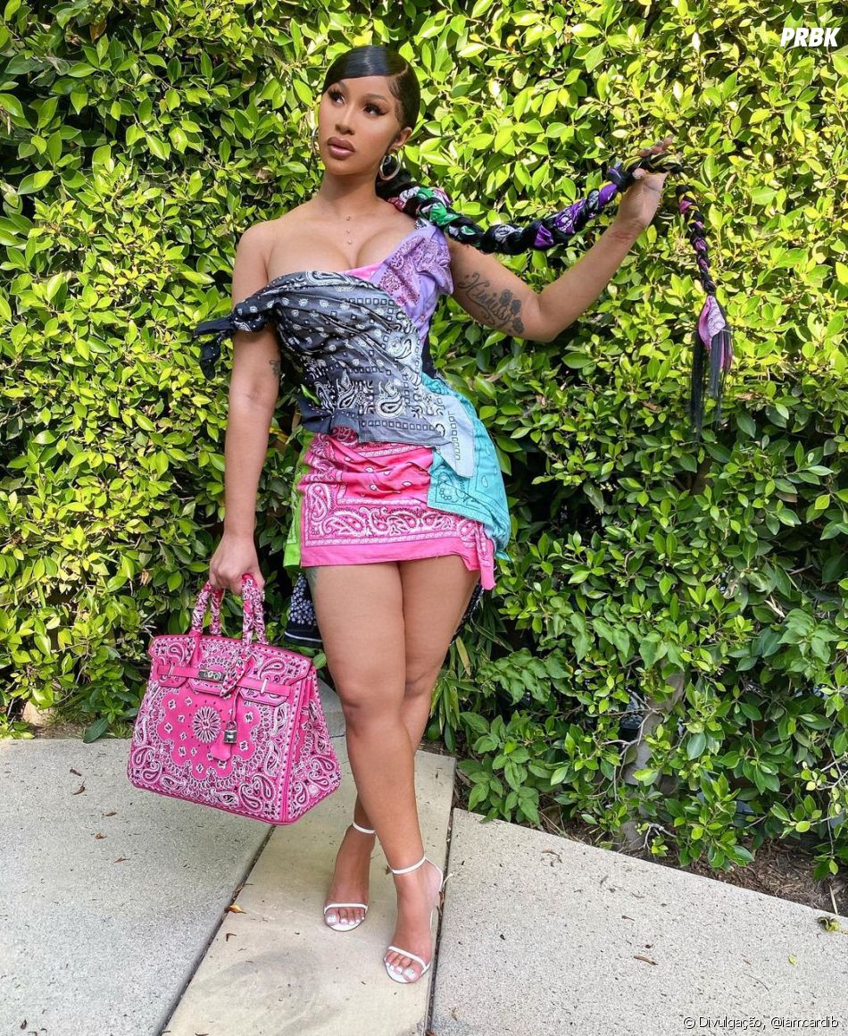 6 vezes em que a Carbi B divertiu os fãs brasileiros com posts citando ...