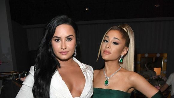 Demi Lovato divulga trecho de feat com Ariana Grande e revela outras parcerias do novo álbum