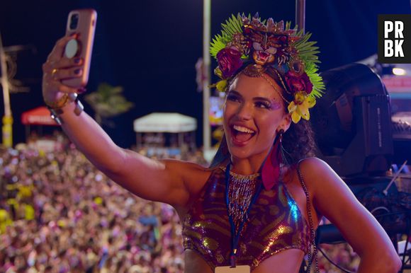 Netflix lançou "Carnaval" e o filme surpreende com reflexões sobre as redes sociais