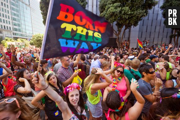 'Born This Way', de Lady Gaga, é eleito o hino da comunidade LGBTQIA+