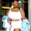 Lizzo aposta na moda dos conjuntos monocromáticos, boa aposta para quem teme escorregar nas produções. A cantora estiliza com sobreposição e acessórios estilosos