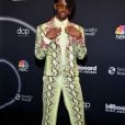 Lil Nas X vestiu animal print Gucci no Billboard Music Awards 2020