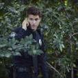  O policial Toby aparece gato e muito suspeito, na 5&ordf; temporada de "Pretty Little Liars" 