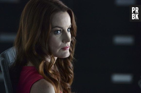 Olha ela aí! Ashley também dá as caras novamente, nas fotos promocionais da 5ª temporada de "Pretty Little Liars"