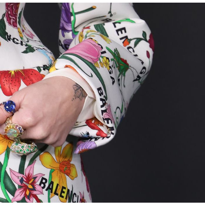 Anéis e Miley Cyrus: outra combinação certeira