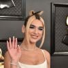 Dua Lipa irá lançar sua própria newsletter "Service95" em 2022