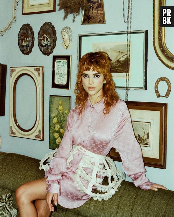 Corte de cabelo vintage marcou o estilo de Manu Gavassi por um tempo