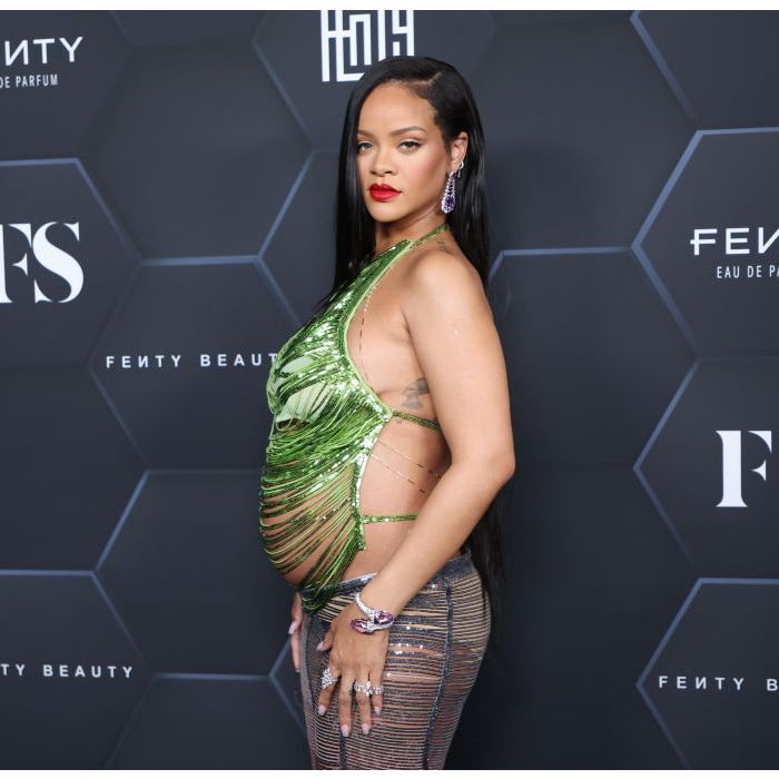 Rihanna ressignificou a moda para grávidas