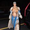 Rihanna investe em animal print