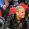 Rihanna teria feito a música "Take A Bow" sobre o fim de seu relacionamento conturbado com Chris Brown
