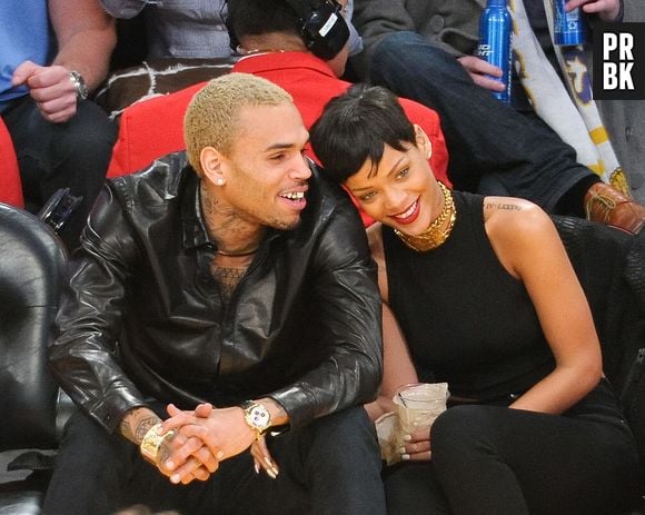 Rihanna teria feito a música "Take A Bow" sobre o fim de seu relacionamento conturbado com Chris Brown