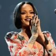 Rihanna e 10 músicas da cantora que nos dá orgulho