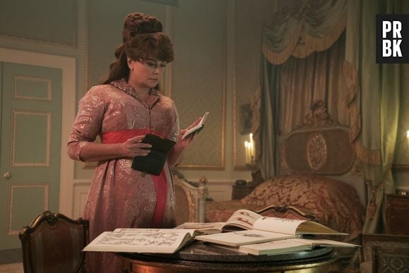 "Bridgerton": Portia Featherington (Polly Walker) e Violet Bridgerton (Ruth Gemmell), as matriarcas, são um grande ponto positivo da 2ª temporada