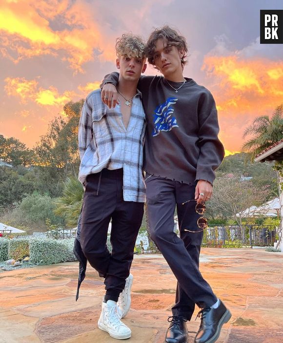 Noah Urrea, do Now United, já se declarou a Josh Beauchamp: "Melhor amigo"