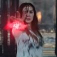  Doutor Estranho (Benedict Cumberbatch) pode ter sido levado para ser julgado pelos Illuminati por conta das ações de Wanda   (Elizabeth Olsen) envolvendo o multiverso   