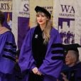 Na New York University, Taylor Swift deu um discurso falando sobre sua trajetória, o mundo das artes e como es formandes podem prosseguir com seus sonhos