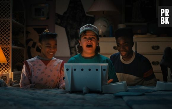 "Stranger Things 4": nos bastidores Caleb McLaughlin e Gaten Matarazzo falam sobre cena em que Lucas deve usar lente 