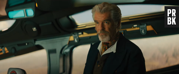 Trailer de "Adão Negro" começa com Senhor Destino (Pierce Brosnan) fazendo questionamentos ao anti-herói