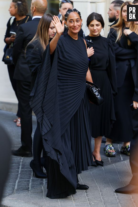 Balenciaga: Tracee Ellis Ross marcou presença no desfile