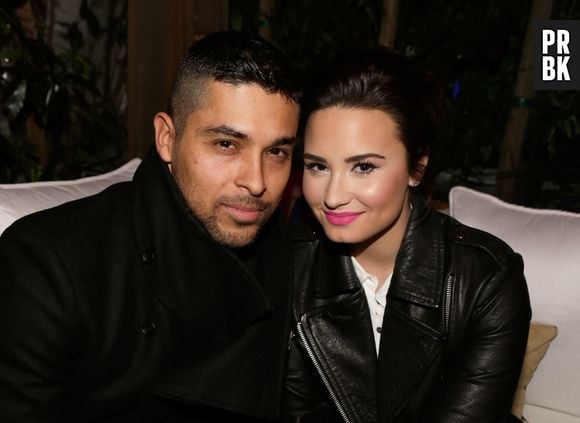 Demi Lovato e Wilmer Valderrama em sua 1ª aparição como casal, oficialmente