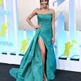  Tayshia Adams  exibe seu look no red carpet do MTV Video Music Awards 2022