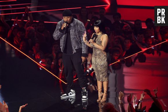 Nicki Minaj impressionou com sua troca de looks e lace no VMA 2022